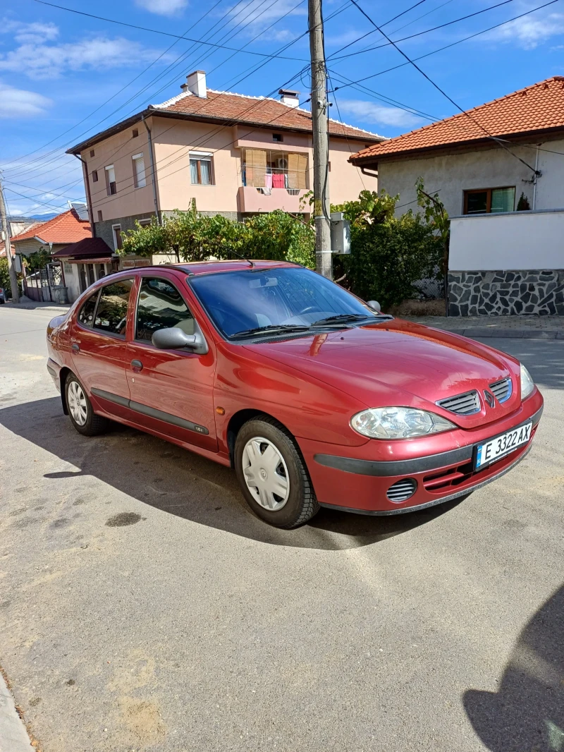 Renault Megane 1, 6 бензин/газ, снимка 2 - Автомобили и джипове - 47465179