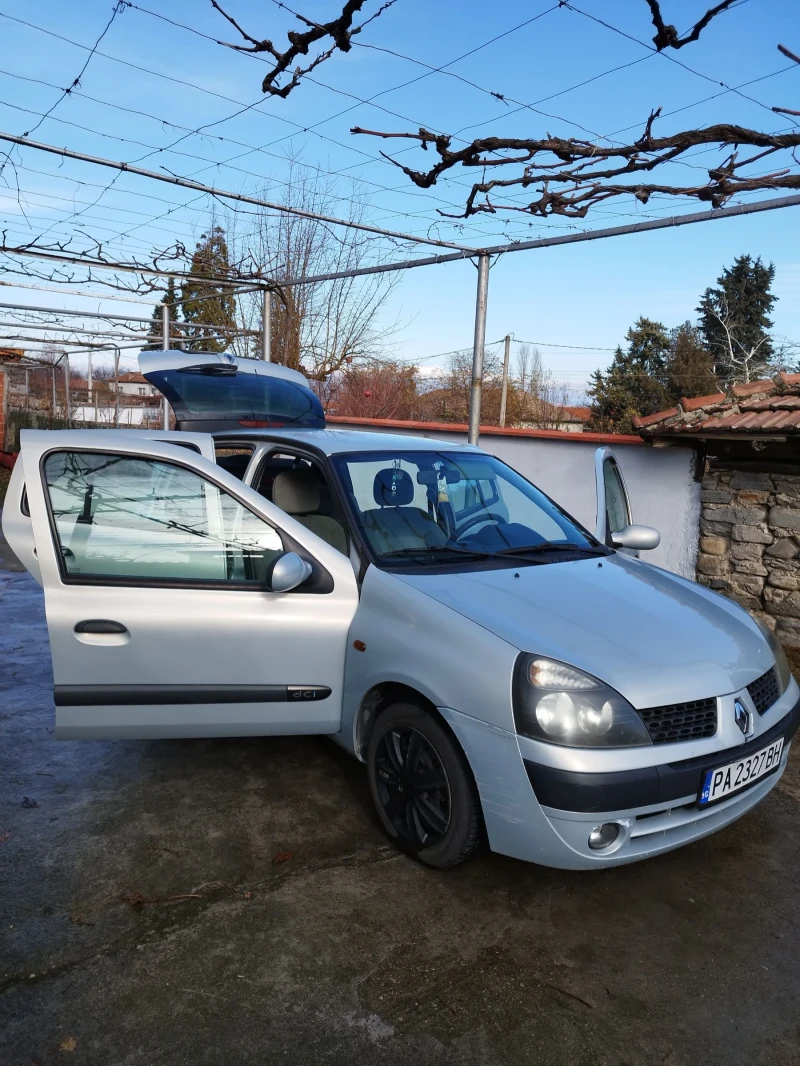 Renault Clio 1.5 DCI, снимка 2 - Автомобили и джипове - 48273149