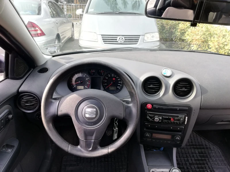 Seat Ibiza, снимка 9 - Автомобили и джипове - 48789109