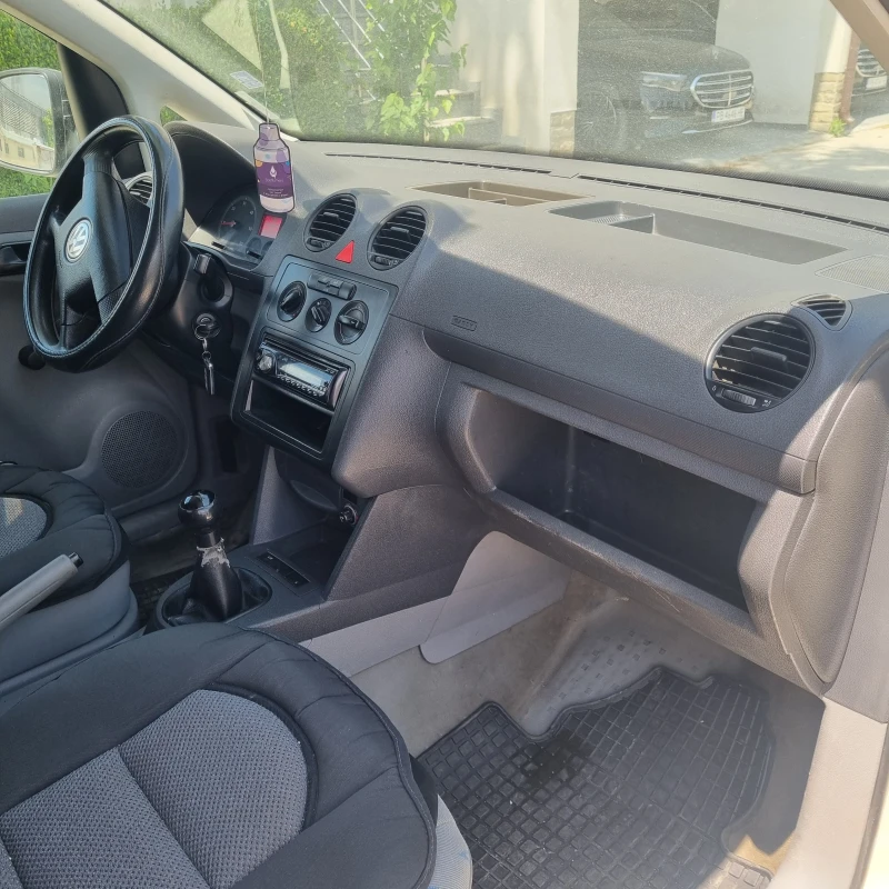 VW Caddy, снимка 3 - Автомобили и джипове - 52927982