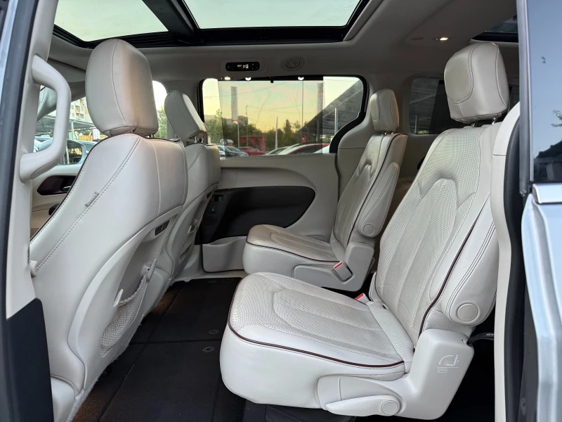 Chrysler Pacifica LIMITED, снимка 9 - Автомобили и джипове - 51771633