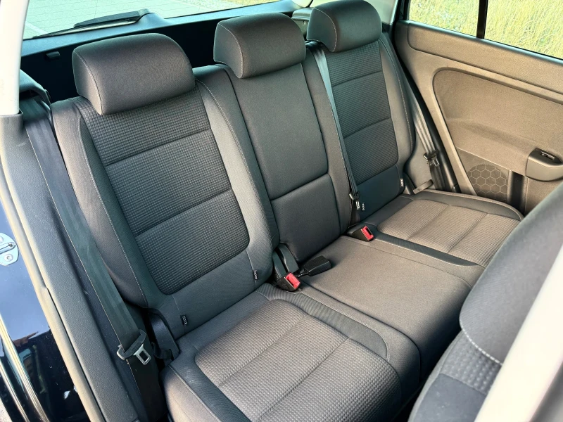 VW Golf Plus 1.4 TSI / TURBO / TEAM / NAVI / XENON / PARKTRONIC, снимка 13 - Автомобили и джипове - 52505049