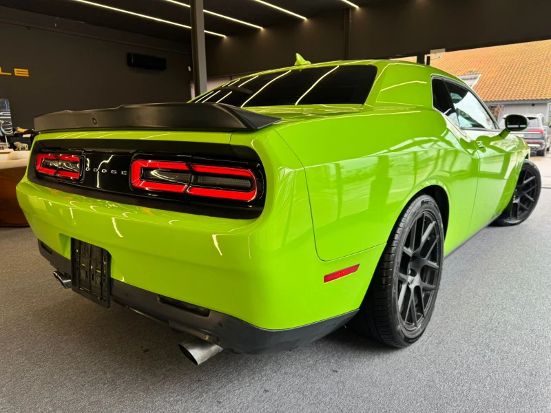 Dodge Challenger 6.4 HEMI * ScatPack SRT392* Лизинг, снимка 6 - Автомобили и джипове - 52607310