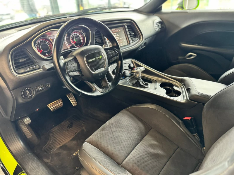 Dodge Challenger 6.4 HEMI * ScatPack SRT392* Лизинг, снимка 8 - Автомобили и джипове - 52607310