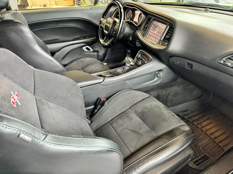 Dodge Challenger 6.4 HEMI * ScatPack SRT392* Лизинг, снимка 14 - Автомобили и джипове - 52607310