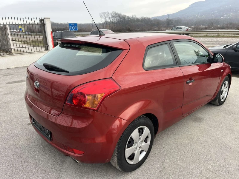 Kia Ceed 1.4I 109кс EURO 4 КЛИМАТИК, снимка 4 - Автомобили и джипове - 53277077