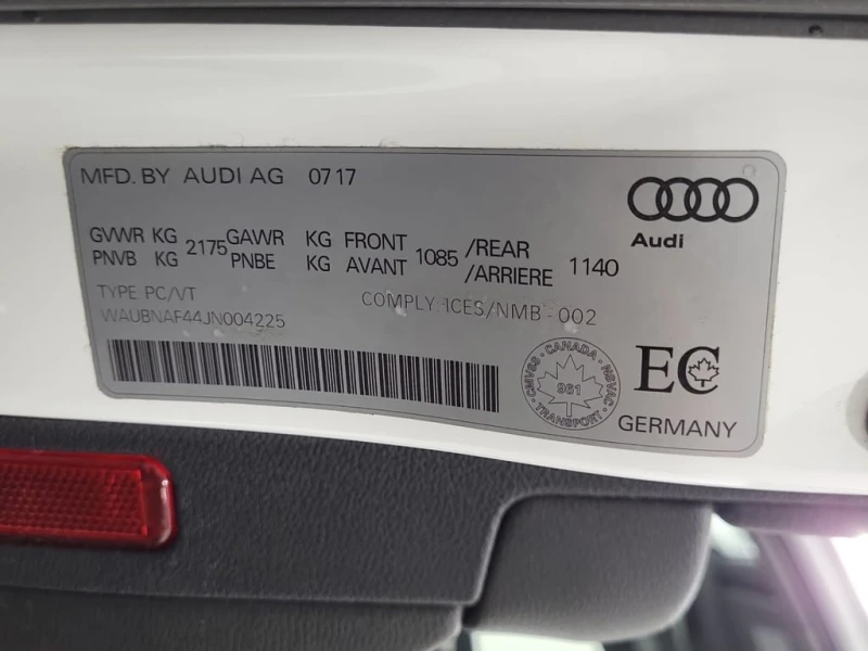 Audi A4 * PROGRESSIV * CARFAX * ЦЕНА ДО БГ, снимка 14 - Автомобили и джипове - 53419413