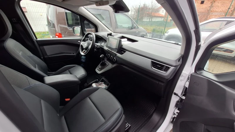 Renault Kangoo Електрически , снимка 12 - Автомобили и джипове - 53571813