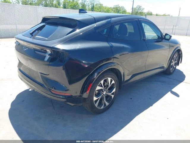 Ford Mustang Mach-E Premium | 91 kWh | RWD, снимка 4 - Автомобили и джипове - 54659493