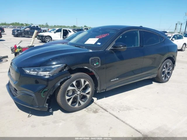 Ford Mustang Mach-E Premium | 91 kWh | RWD, снимка 2 - Автомобили и джипове - 54659493