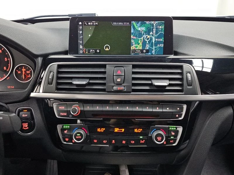 BMW 320 * F30* 320d* M* SPORT* , снимка 11 - Автомобили и джипове - 55511688