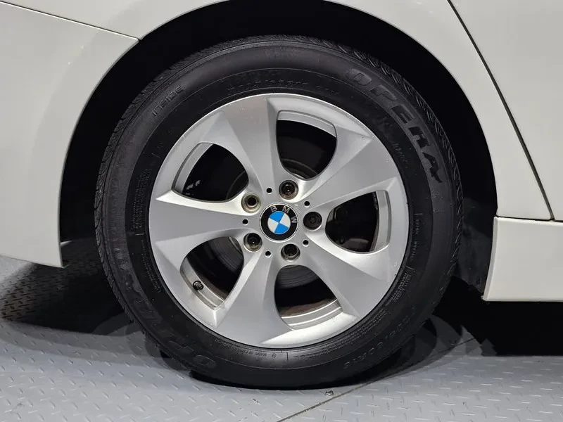 BMW 320 d - САМО 30% АВАНС, снимка 5 - Автомобили и джипове - 56016321