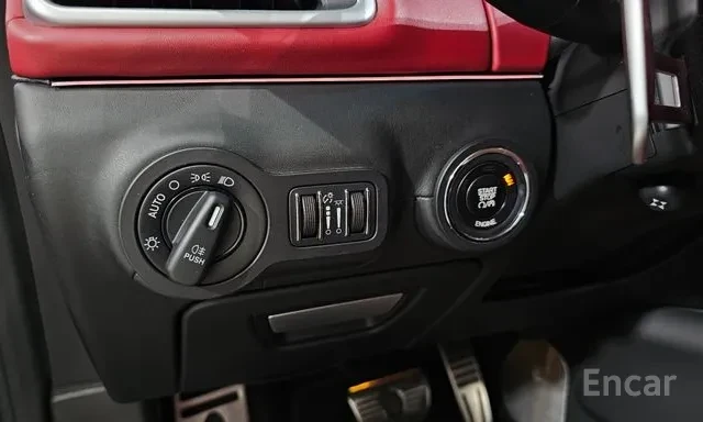 Maserati Ghibli SQ4, снимка 17 - Автомобили и джипове - 56047604