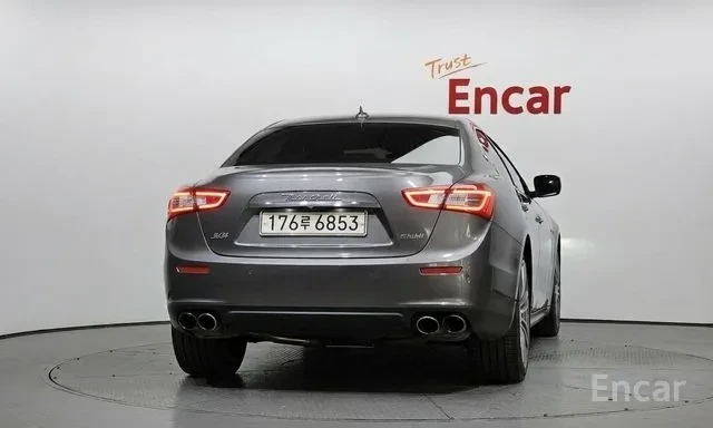 Maserati Ghibli SQ4, снимка 6 - Автомобили и джипове - 56047604