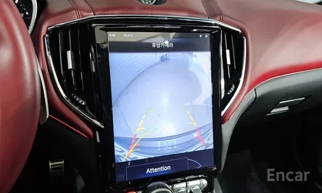Maserati Ghibli SQ4, снимка 12 - Автомобили и джипове - 56047604
