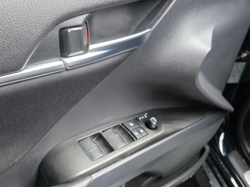 Toyota Camry, снимка 16 - Автомобили и джипове - 56740204
