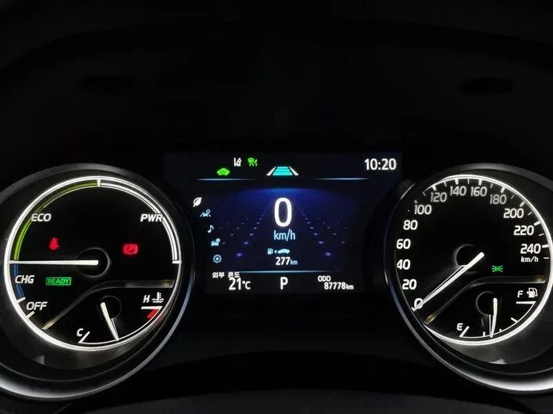 Toyota Camry, снимка 8 - Автомобили и джипове - 56740204