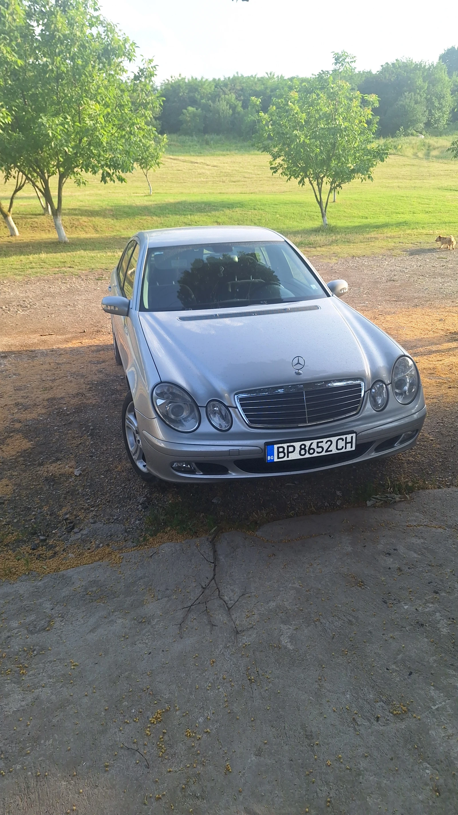 Mercedes-Benz E 200, снимка 1