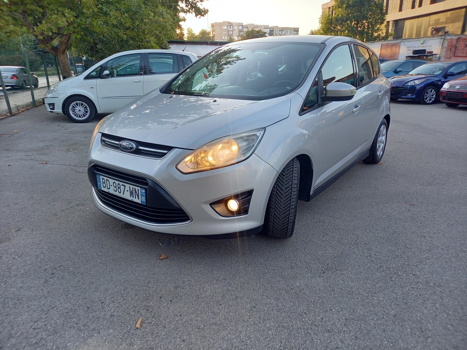 Ford C-max 1.6 BARTER 90 - изображение 2