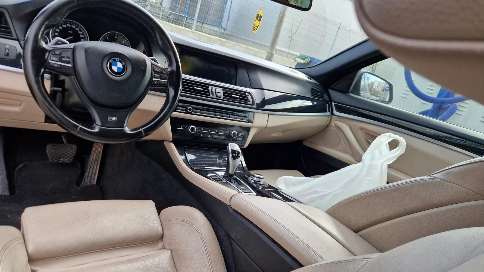 BMW 520 Shadow line - изображение 3