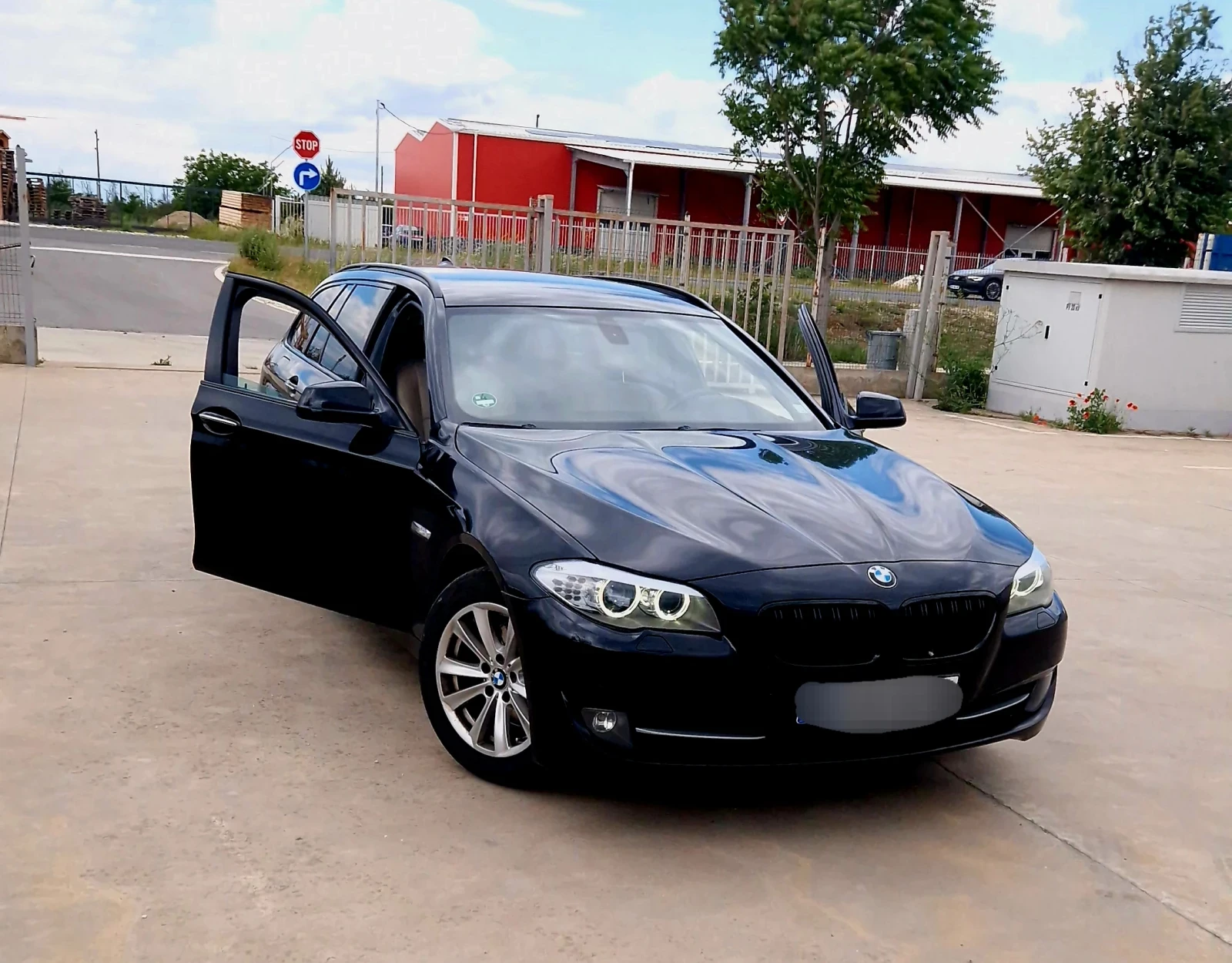 BMW 520 TOP състояние Shadow line - изображение 3