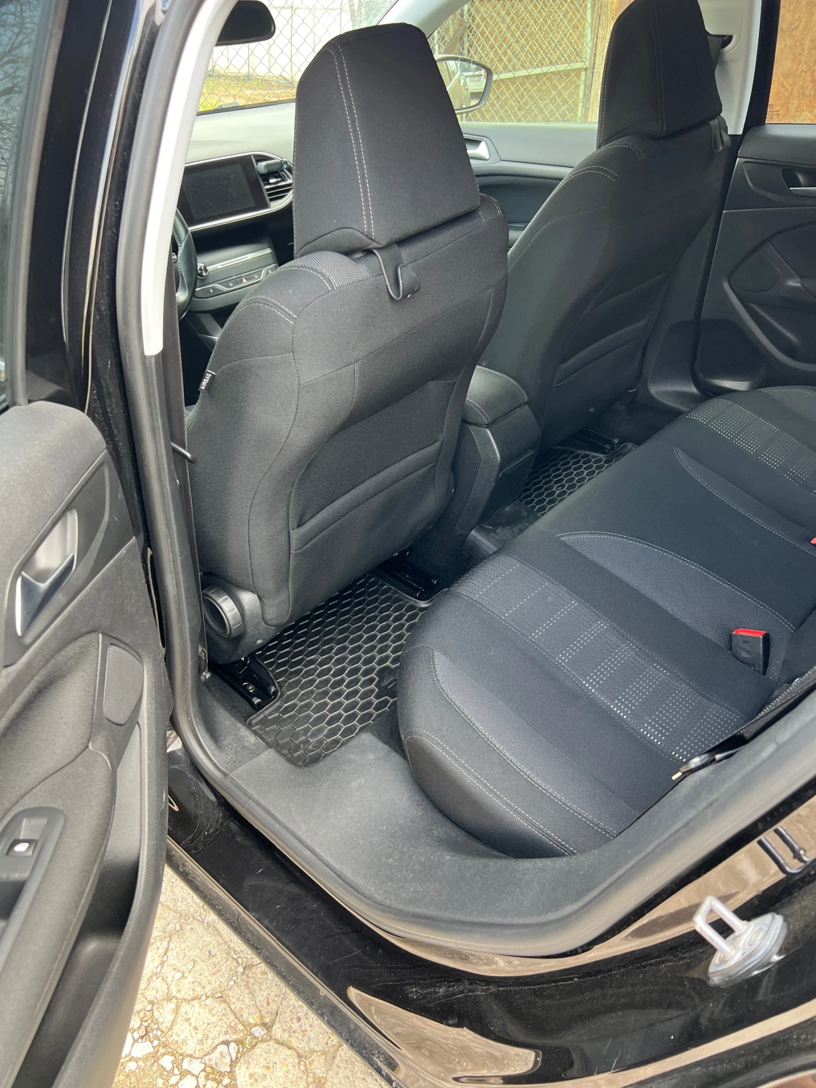 Peugeot 308  - изображение 4