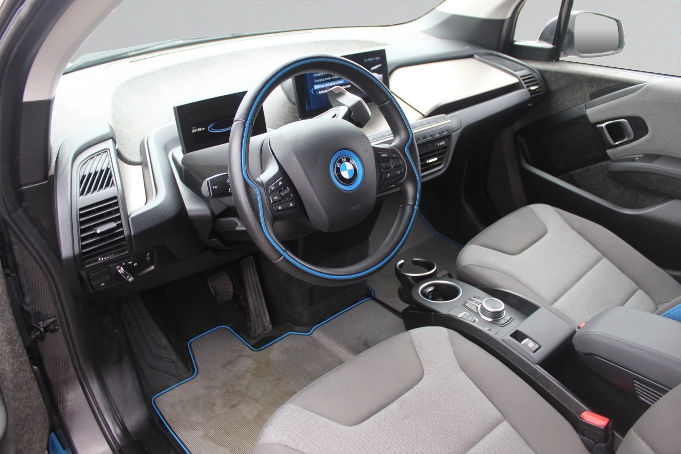 BMW i3 125kW  ЕАТ - изображение 6
