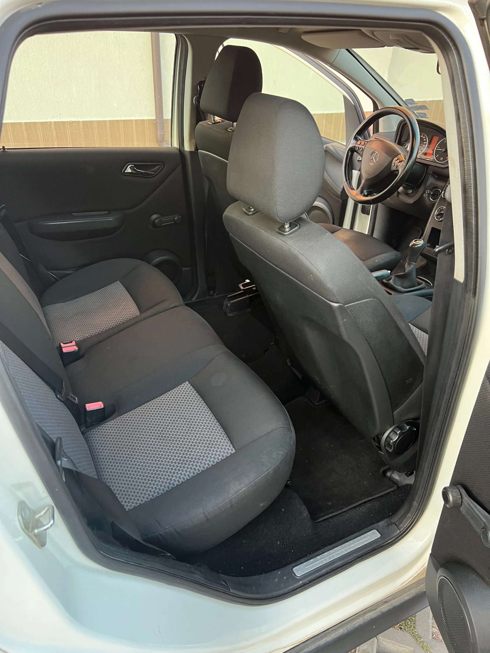 Mercedes-Benz A 160 A160 CDI - изображение 9