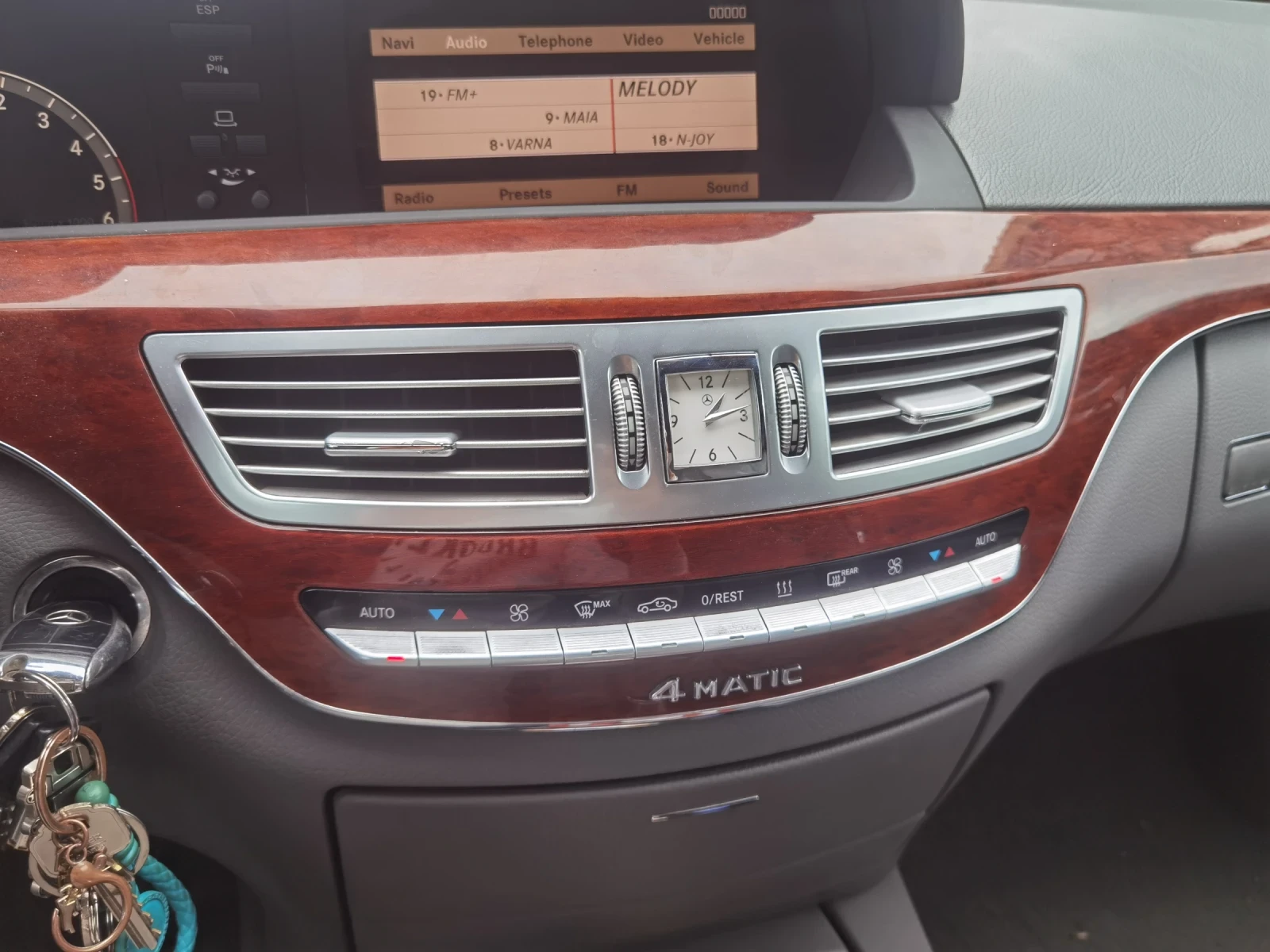 Mercedes-Benz S 320 Дистроник плюс, снимка 3 - Автомобили и джипове - 52674682