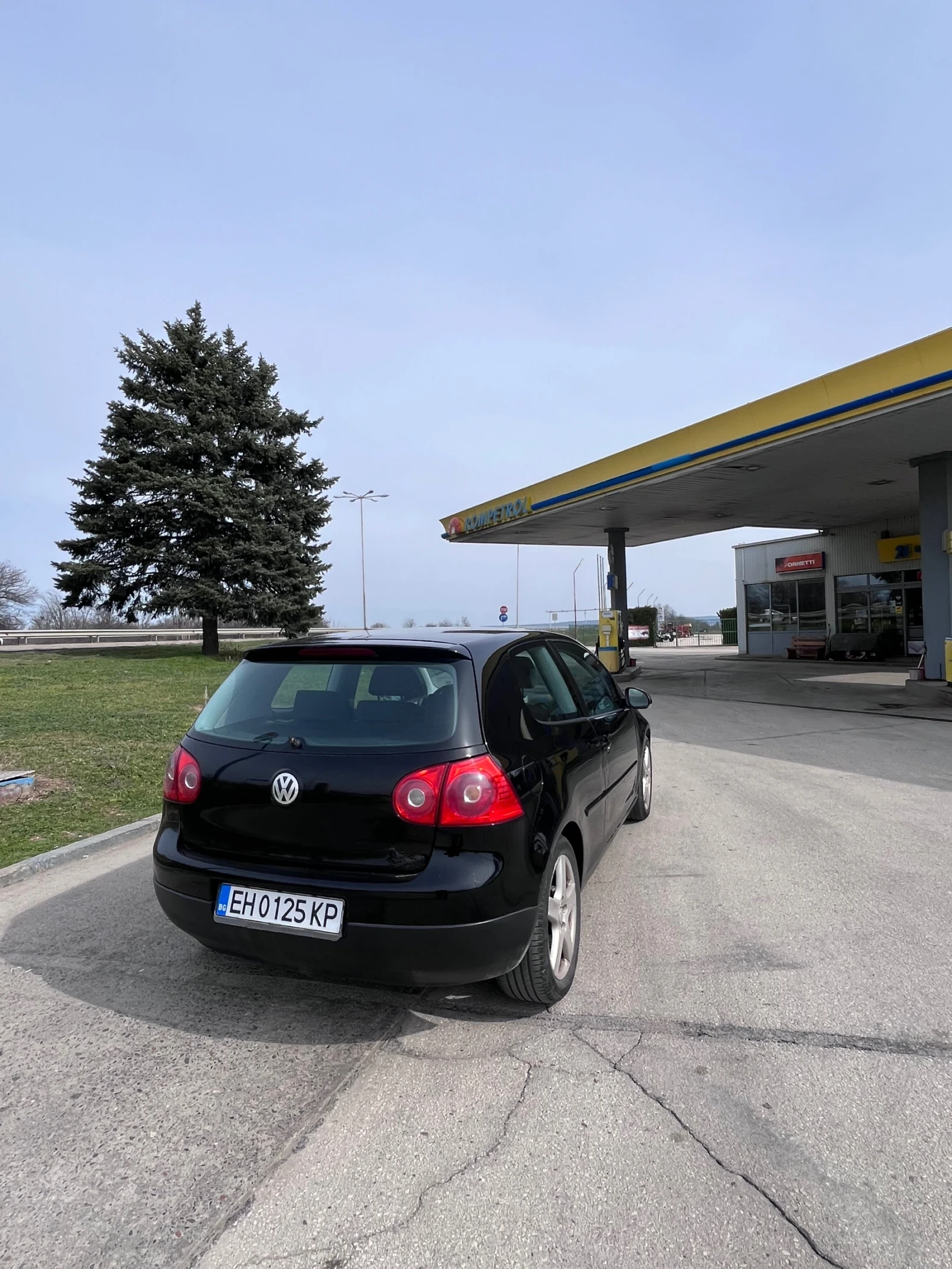 VW Golf 5 1.9TDI , снимка 7 - Автомобили и джипове - 53754348