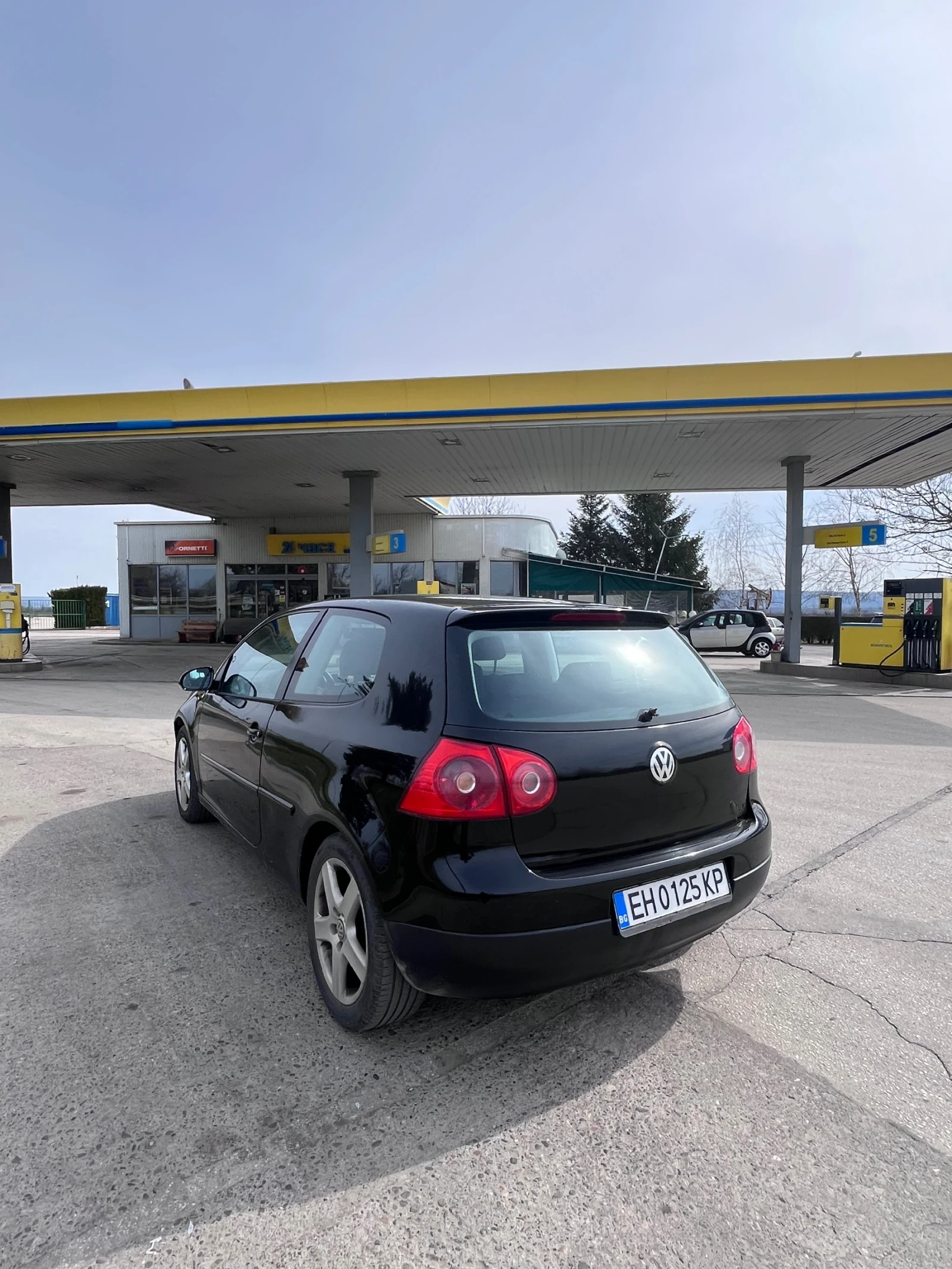 VW Golf 5 1.9TDI , снимка 6 - Автомобили и джипове - 53754348