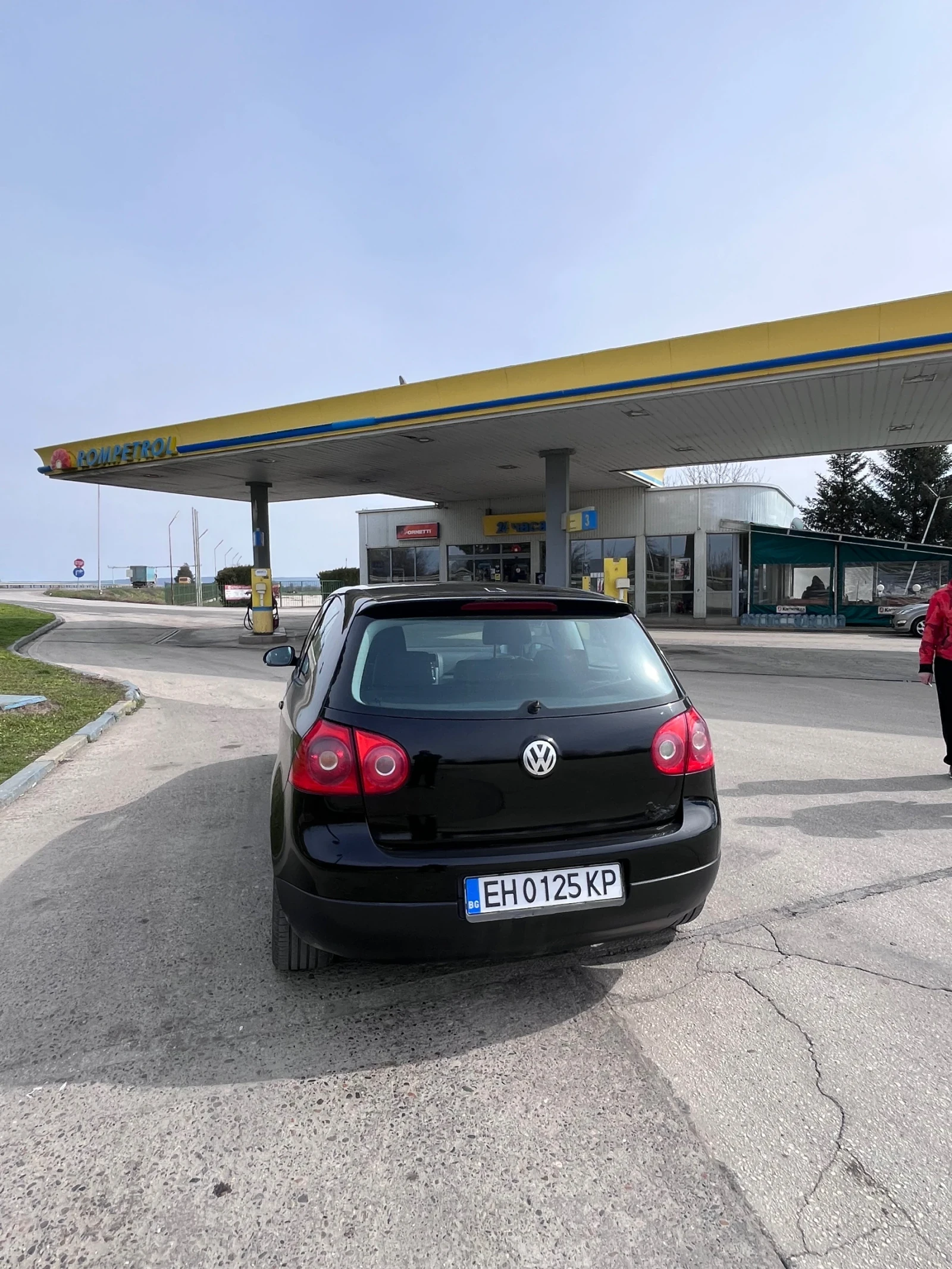 VW Golf 5 1.9TDI , снимка 3 - Автомобили и джипове - 53754348