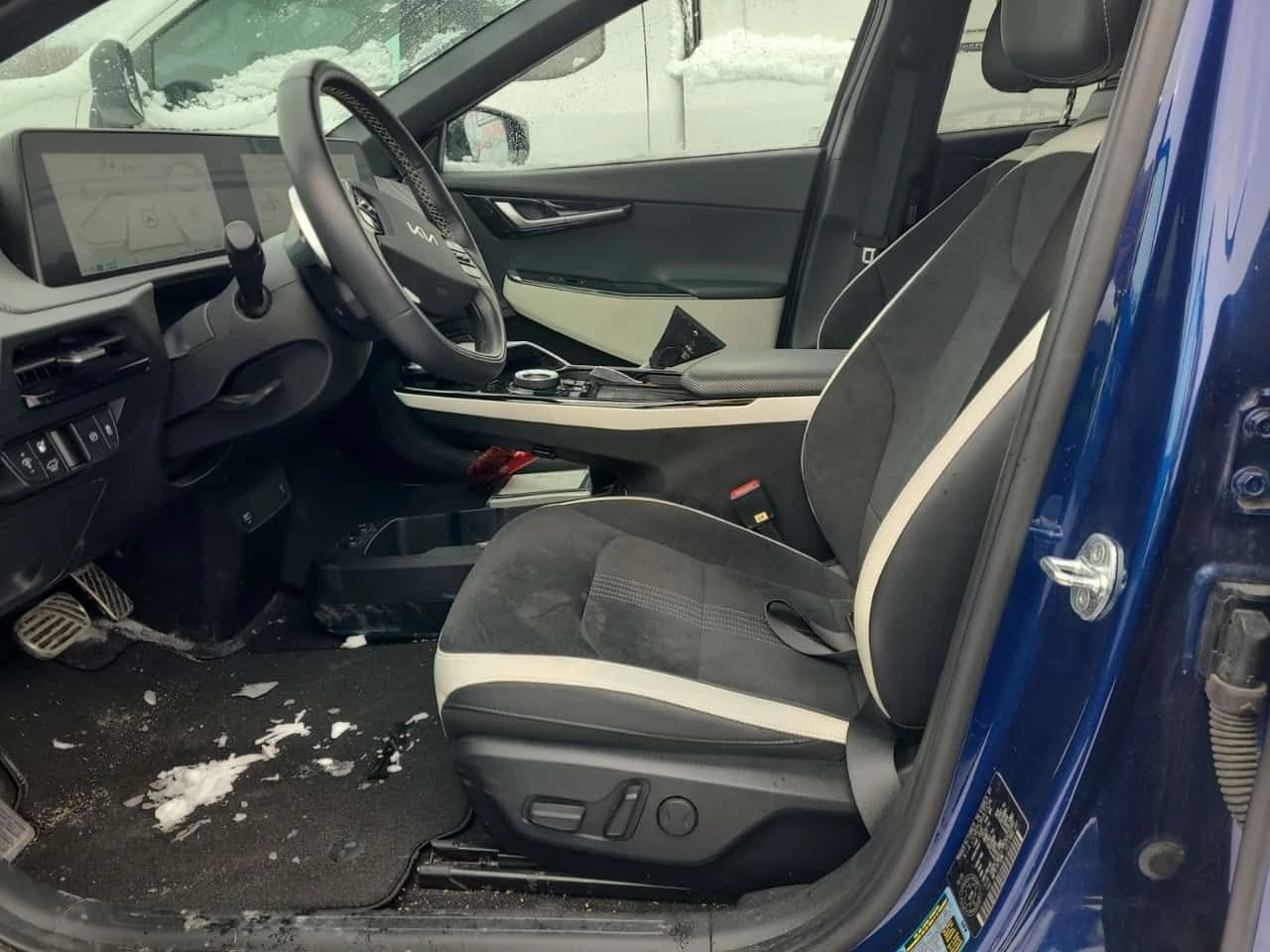 Kia EV6 * LONG RANGE GT LINE PKG 2 * CARFAX * Без инцидент, снимка 9 - Автомобили и джипове - 54122005