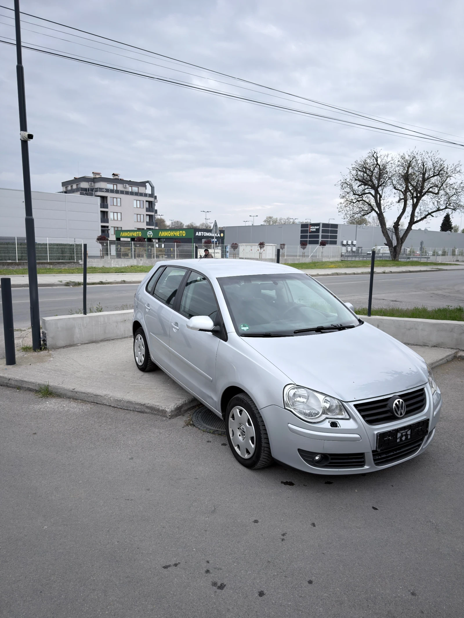 VW Polo 1.9 TDI, снимка 2 - Автомобили и джипове - 54207141