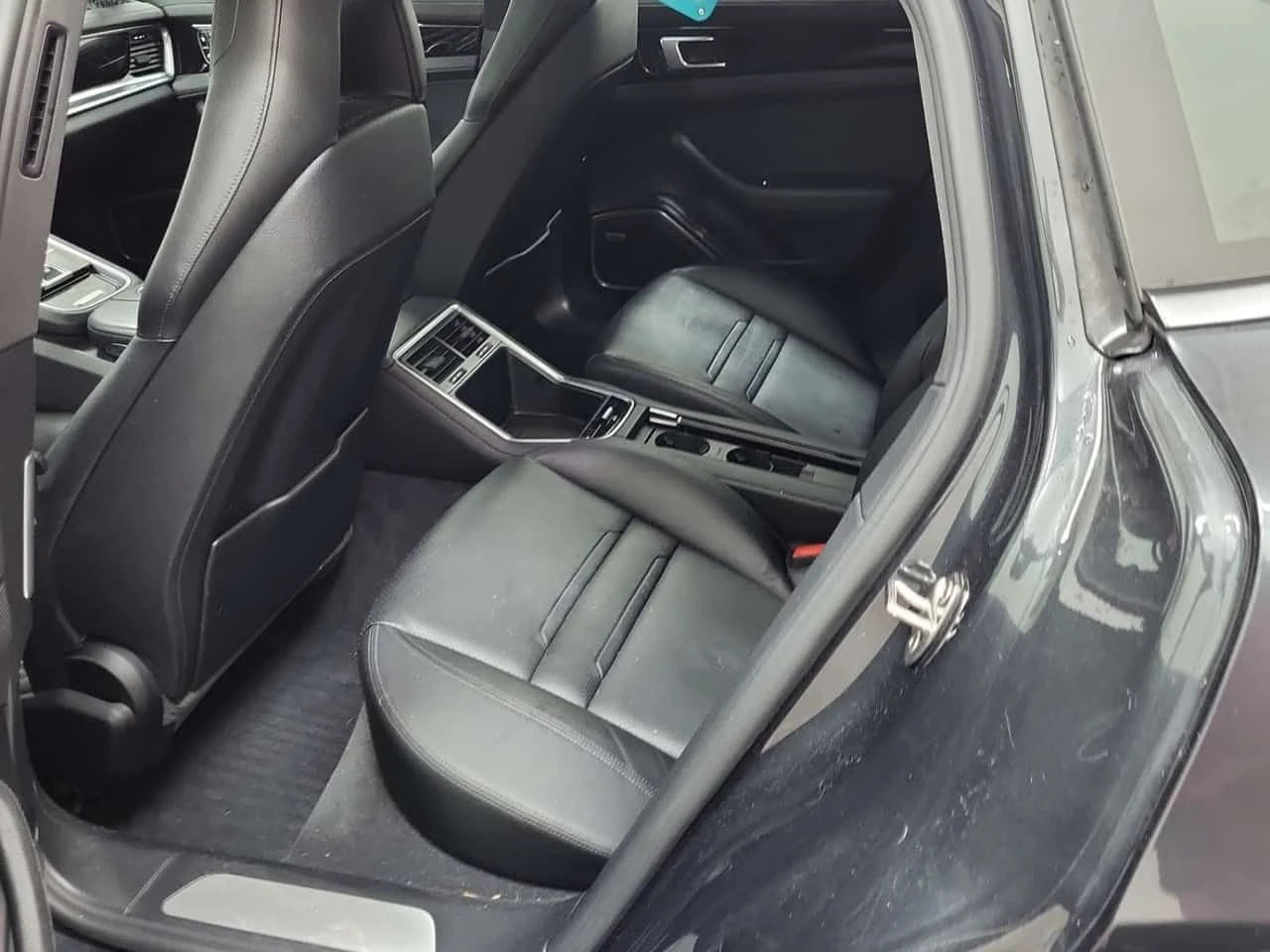 Porsche Panamera  4 AWD / MATIRX / BOSE , снимка 7 - Автомобили и джипове - 54366182