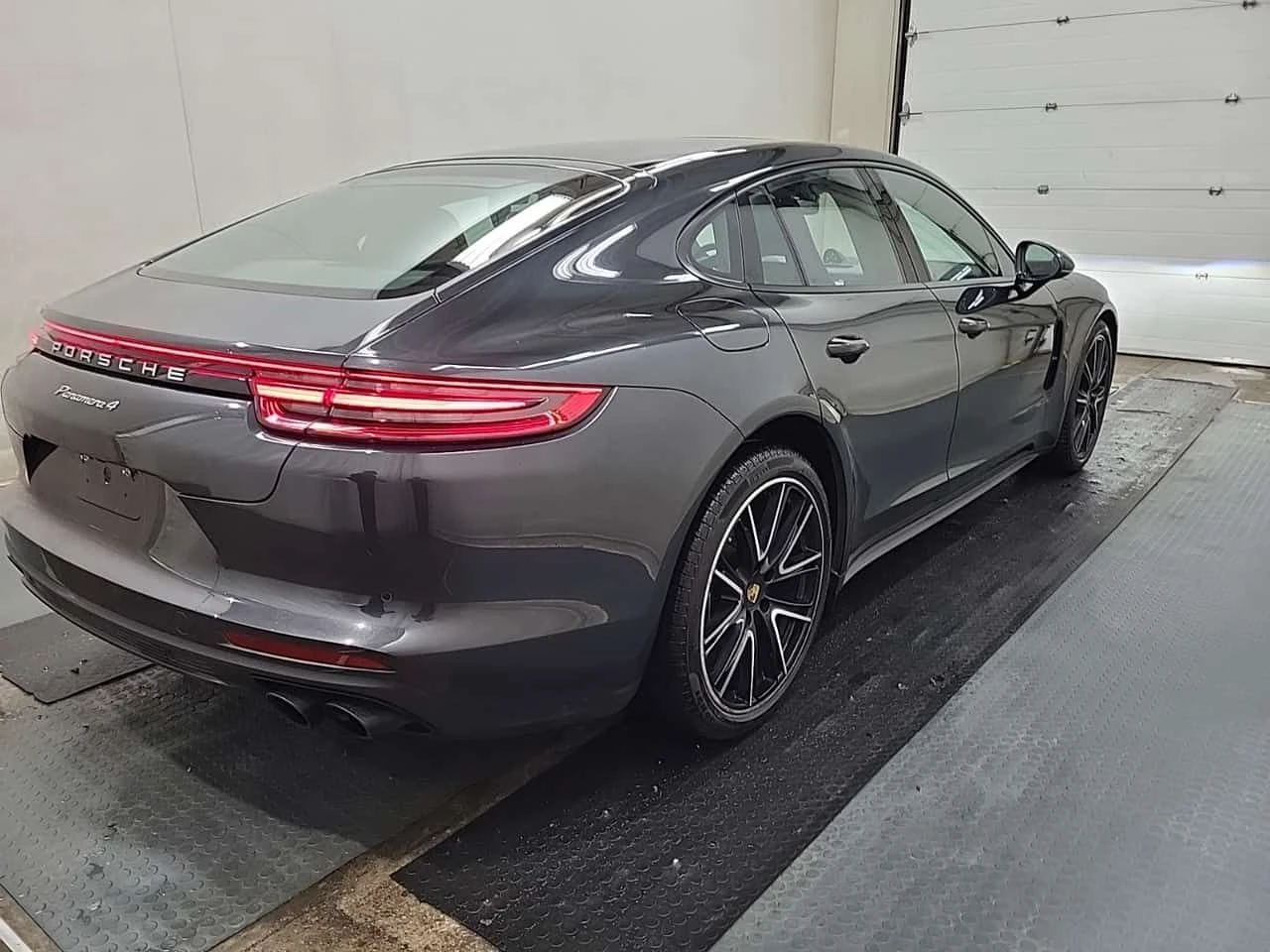 Porsche Panamera  4 AWD / MATIRX / BOSE , снимка 12 - Автомобили и джипове - 54366182