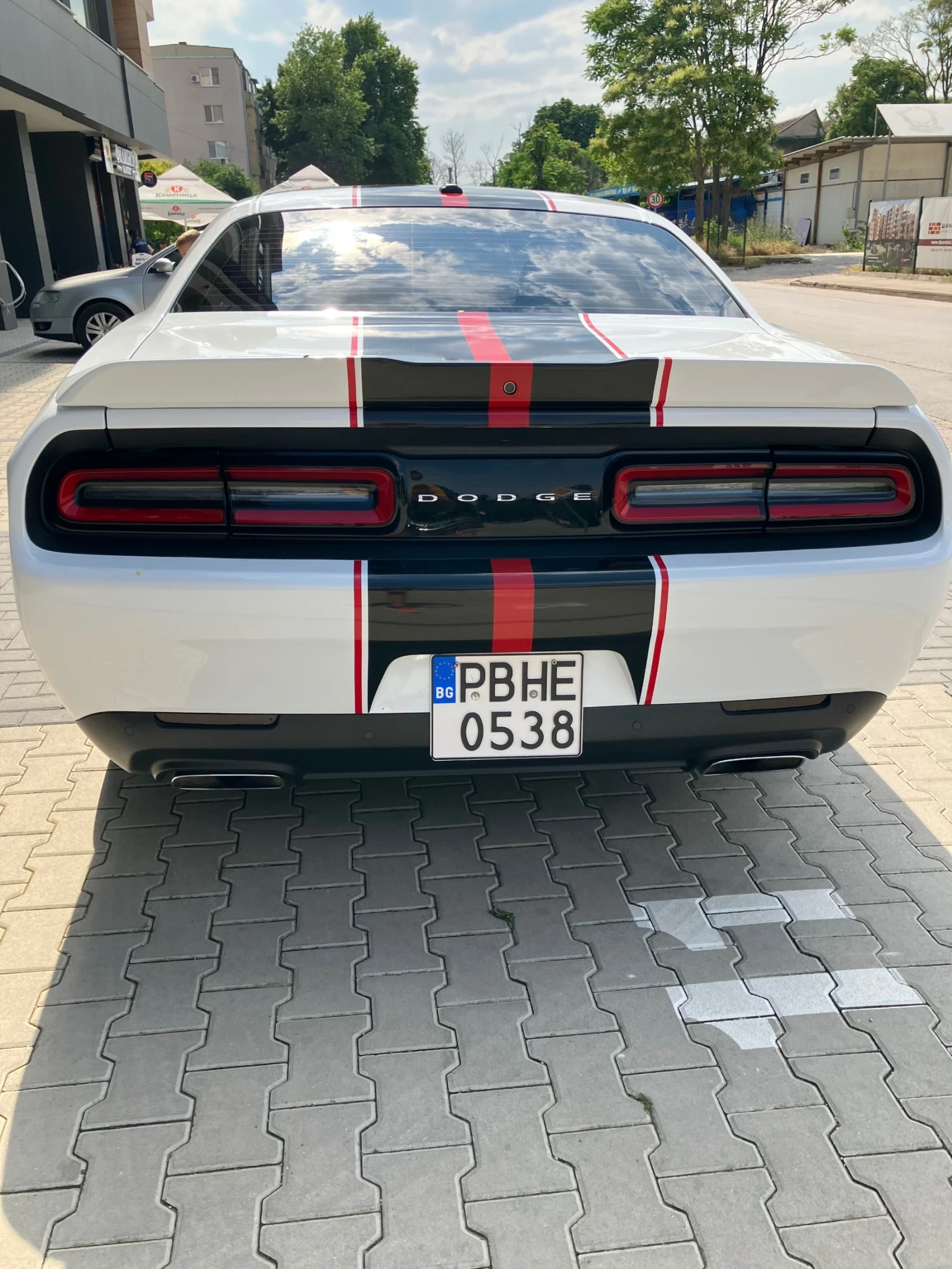 Dodge Challenger, снимка 7 - Автомобили и джипове - 54840057
