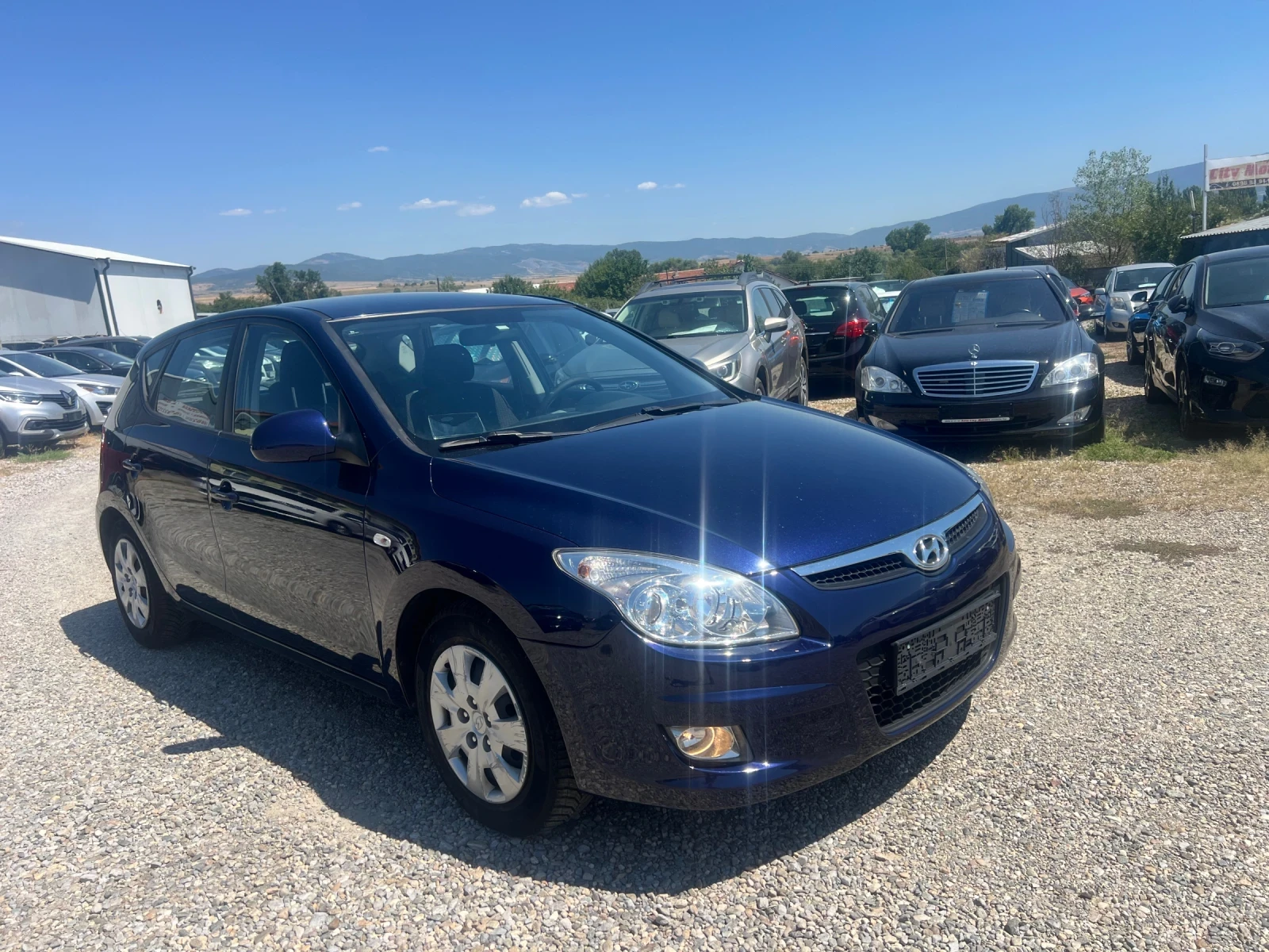 Hyundai I30 1.6 CRDI, снимка 2 - Автомобили и джипове - 55690489