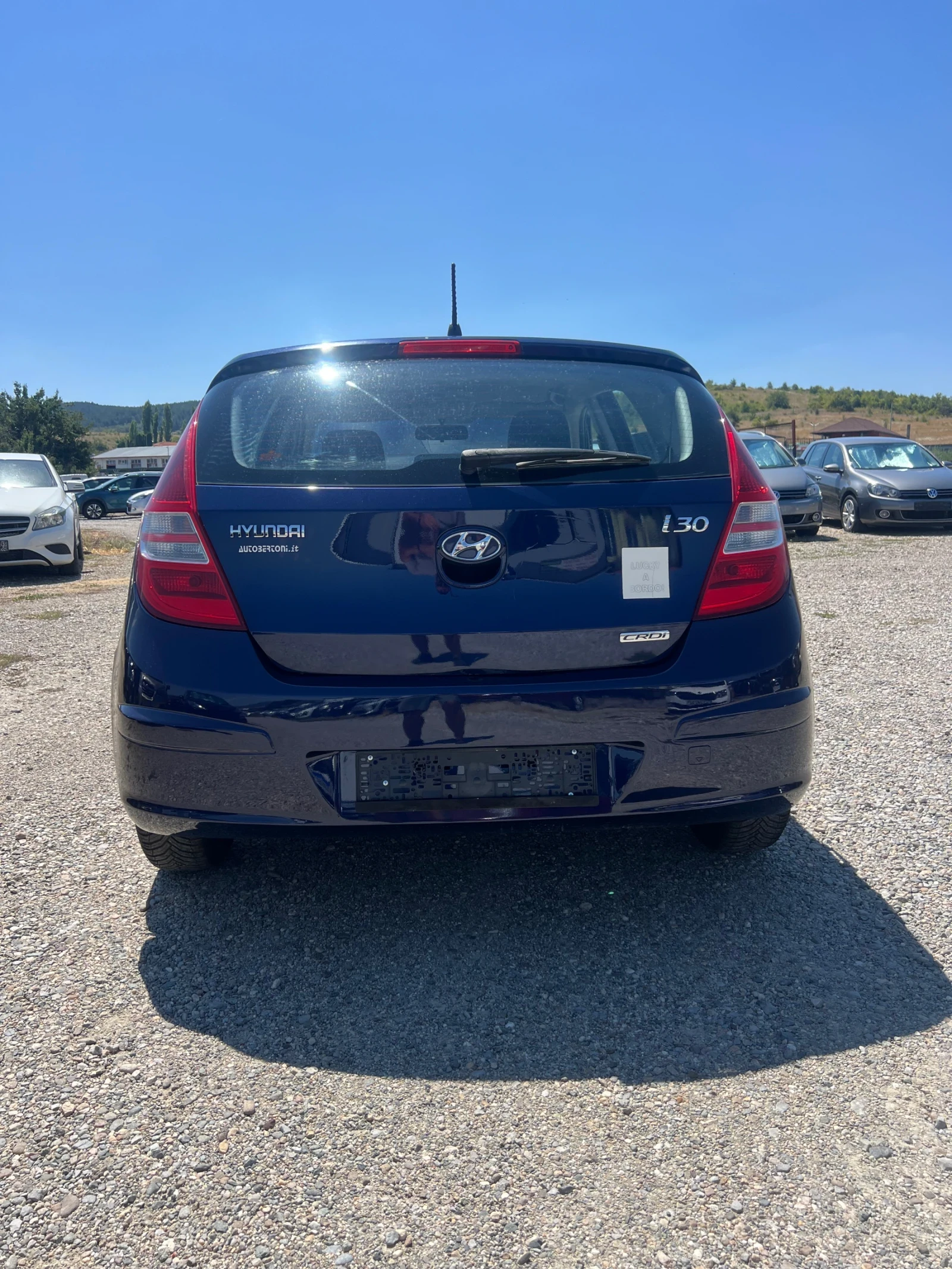 Hyundai I30 1.6 CRDI, снимка 9 - Автомобили и джипове - 55690489