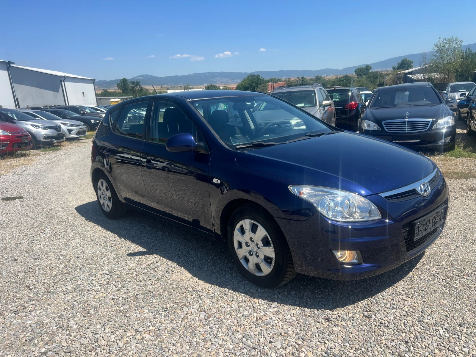 Hyundai I30 1.6 CRDI, снимка 3 - Автомобили и джипове - 55690489