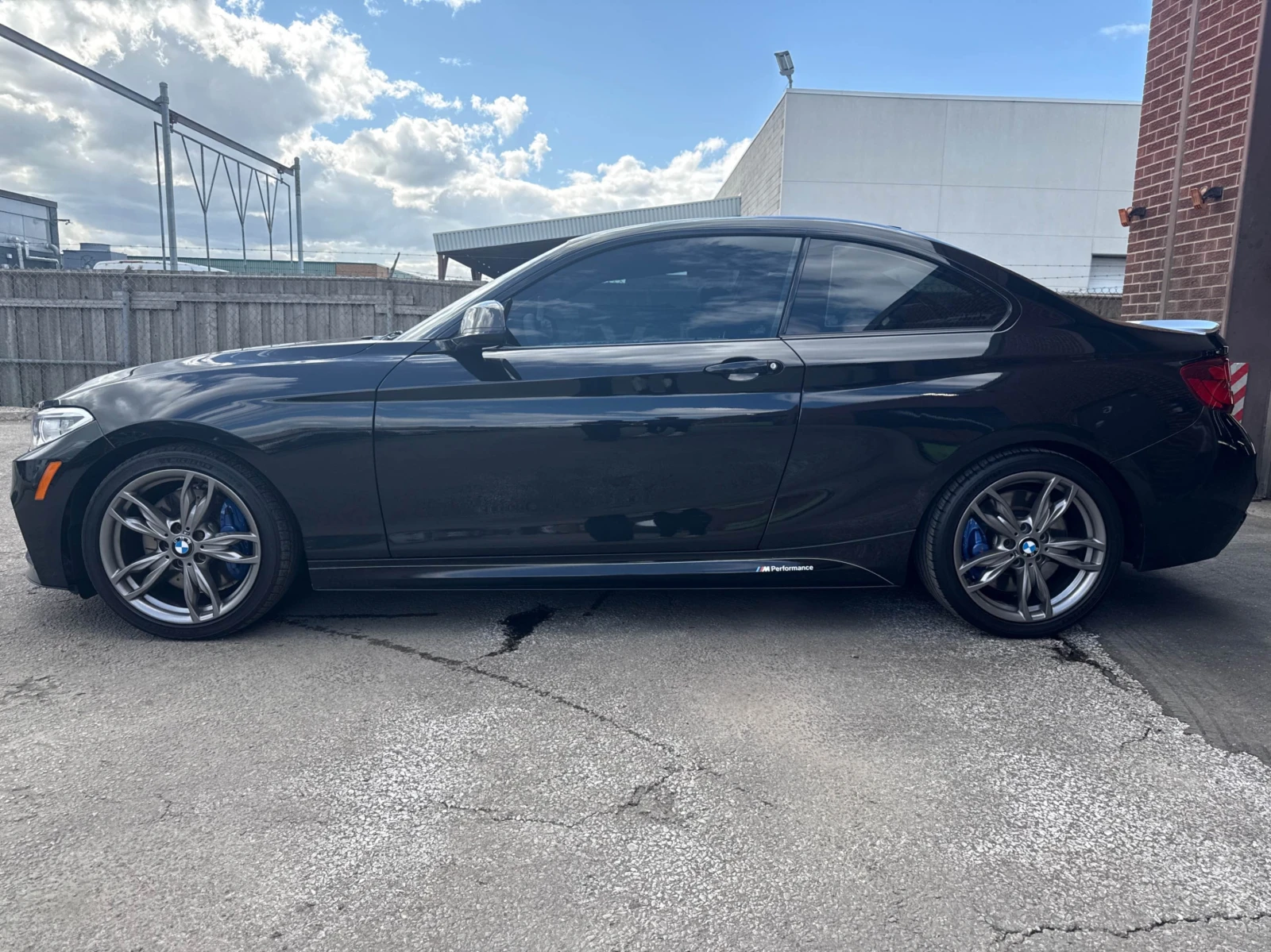 BMW 235 i| HAR/KAR| ПОДГРЕВИ| ЗАДНА КАМЕРА| , снимка 2 - Автомобили и джипове - 56112769