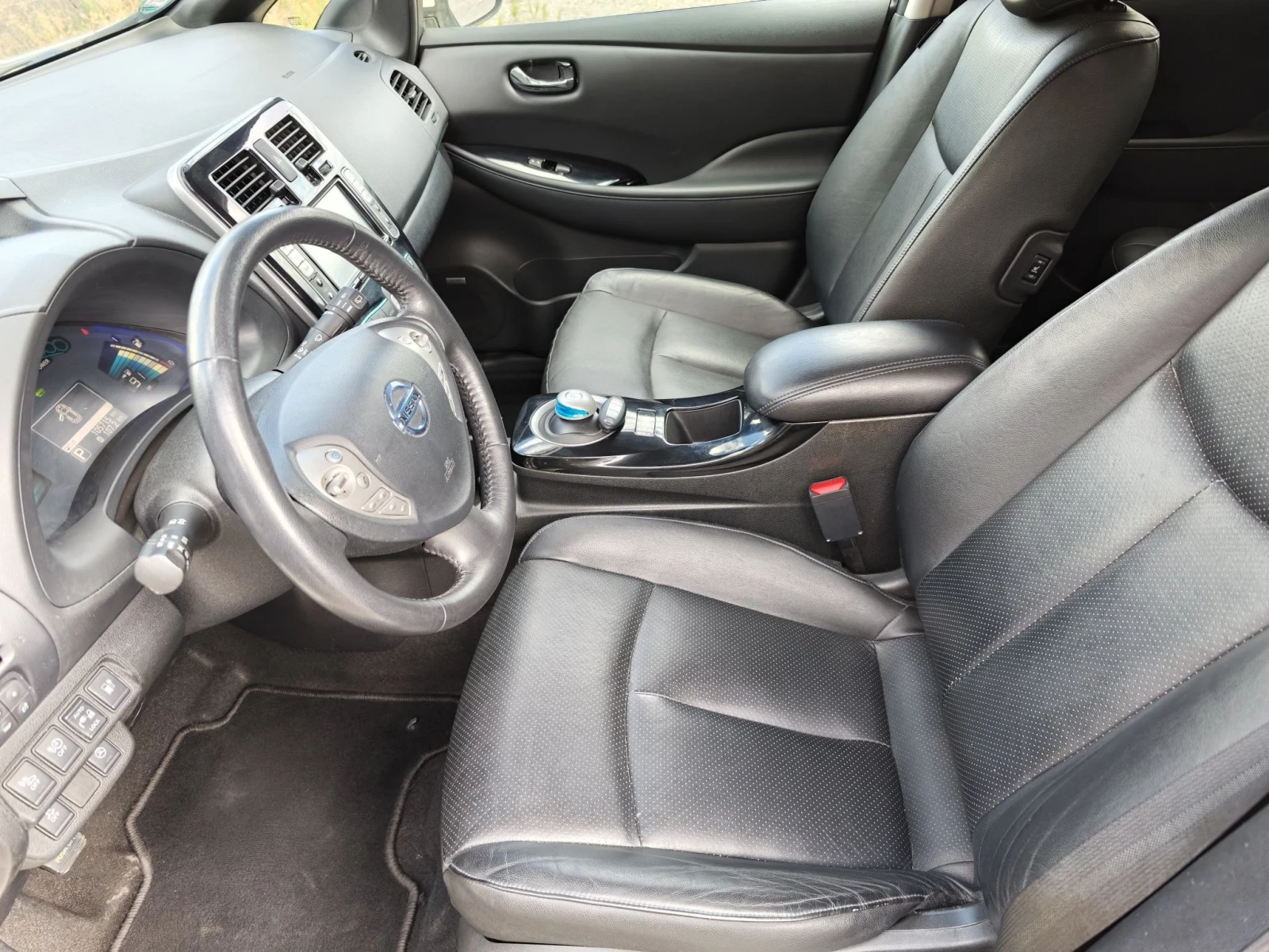 Nissan Leaf  92%SOH* 360cam* BOSE* TEKNA, снимка 11 - Автомобили и джипове - 56181798
