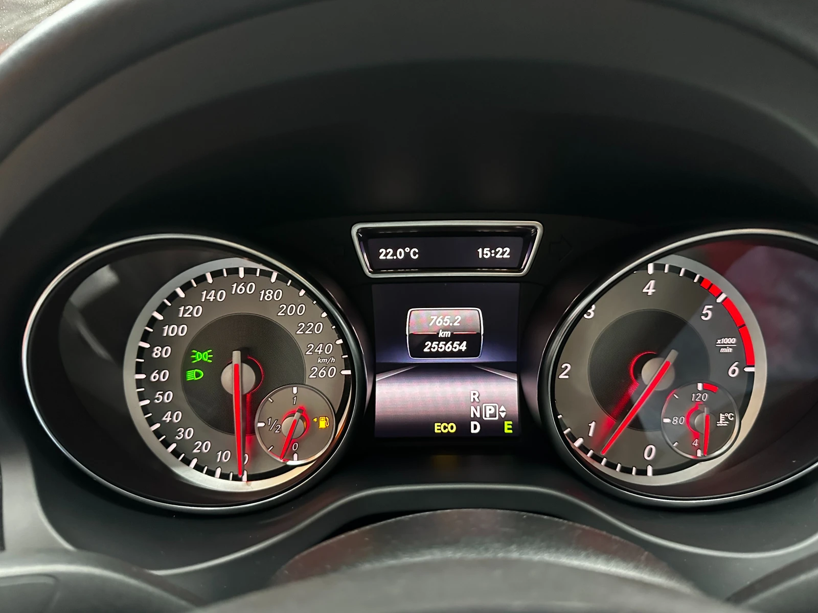 Mercedes-Benz CLA 220 2.2d 170 к.с. , снимка 14 - Автомобили и джипове - 56279272