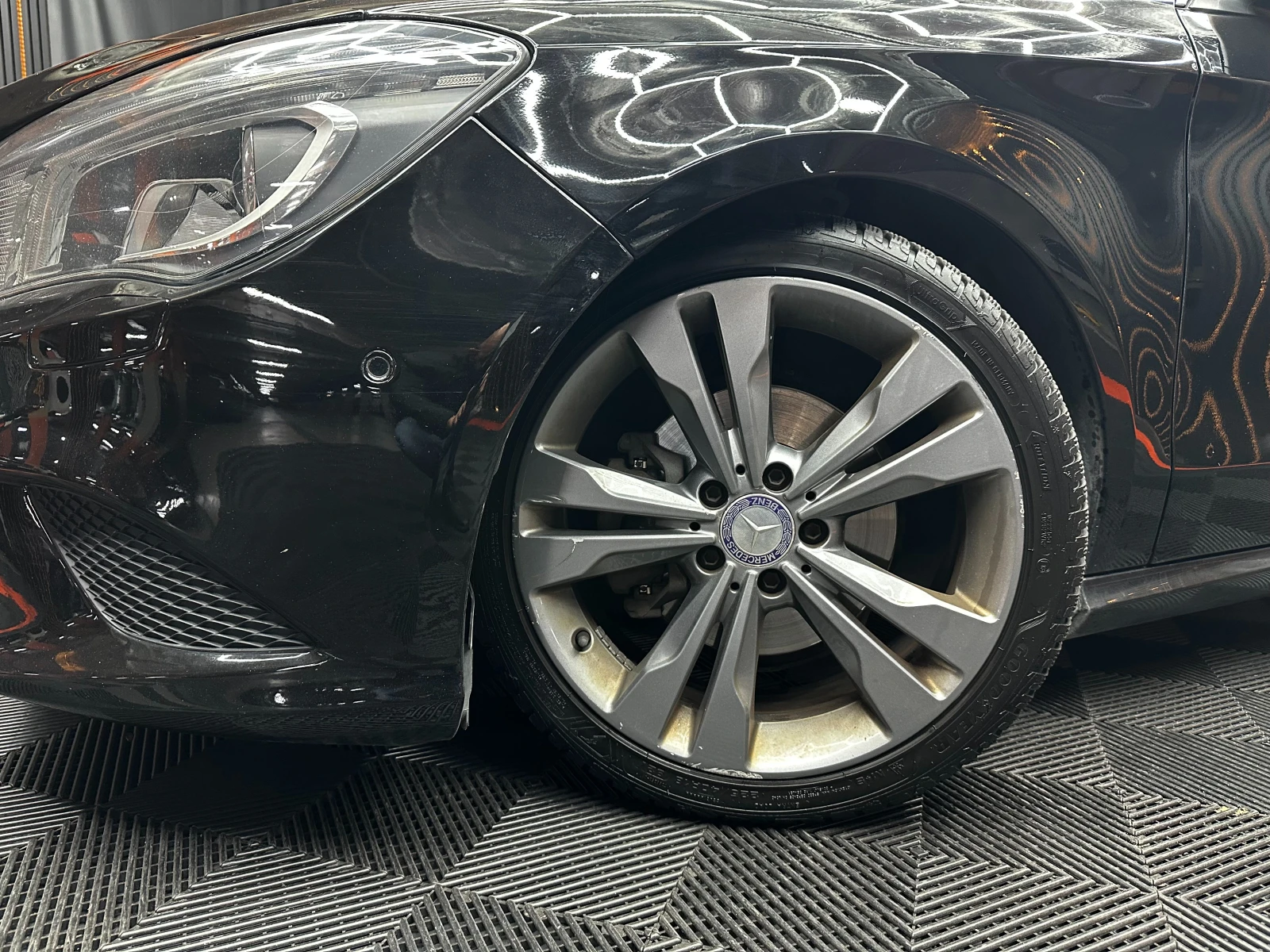 Mercedes-Benz CLA 220 2.2d 170 к.с. , снимка 2 - Автомобили и джипове - 56279272