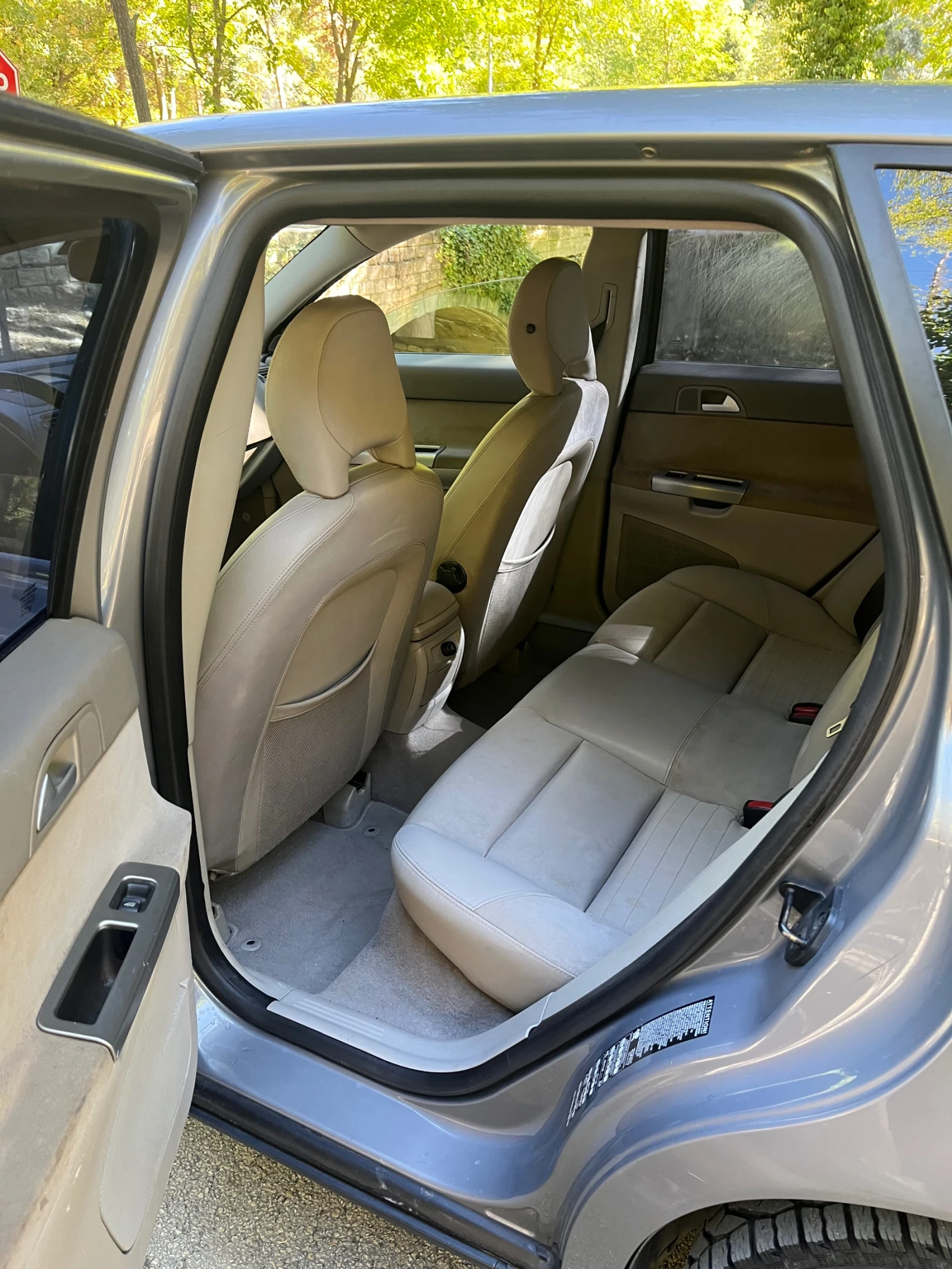 Volvo V50 2.0hdi, снимка 6 - Автомобили и джипове - 56503646