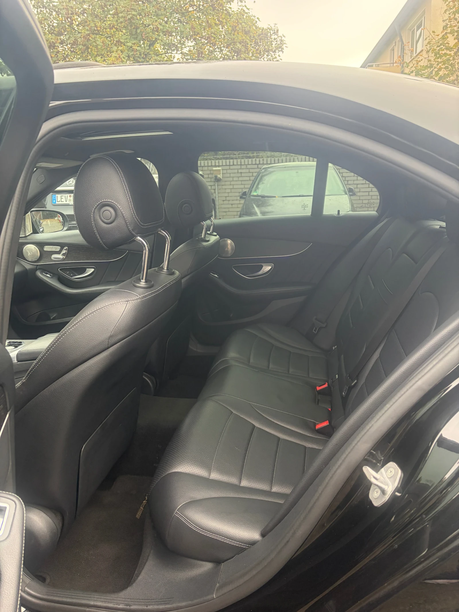 Mercedes-Benz C 300, снимка 7 - Автомобили и джипове - 56609982