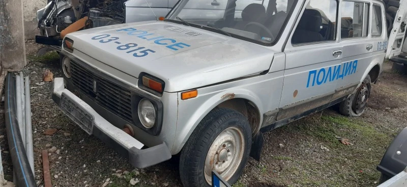 Lada Niva, снимка 1 - Автомобили и джипове - 47494247