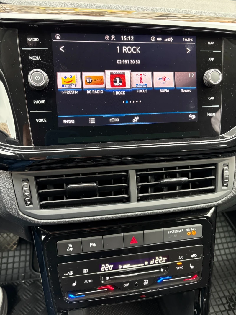 VW T-Cross Style 1.00 TSI OPF DSG, снимка 14 - Автомобили и джипове - 52447860