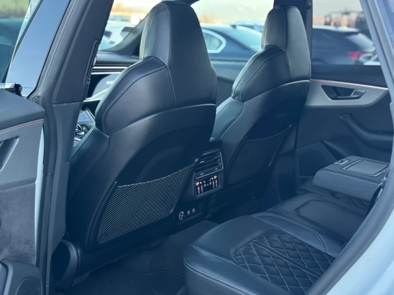 Audi Q8  S-LINE MATRIX, снимка 11 - Автомобили и джипове - 53112340