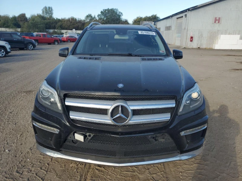 Mercedes-Benz GL 550 4MATIC| AMG PKG| HARMAN/KARDON| ПОДГРЕВ, снимка 2 - Автомобили и джипове - 53246860